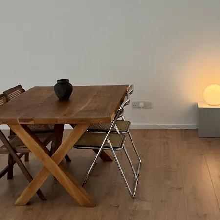 Themelio Living 2-bed Centre * ניקוסיה