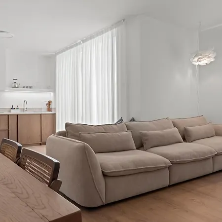 דירה Themelio Living Japandi Style 2-bed ניקוסיה