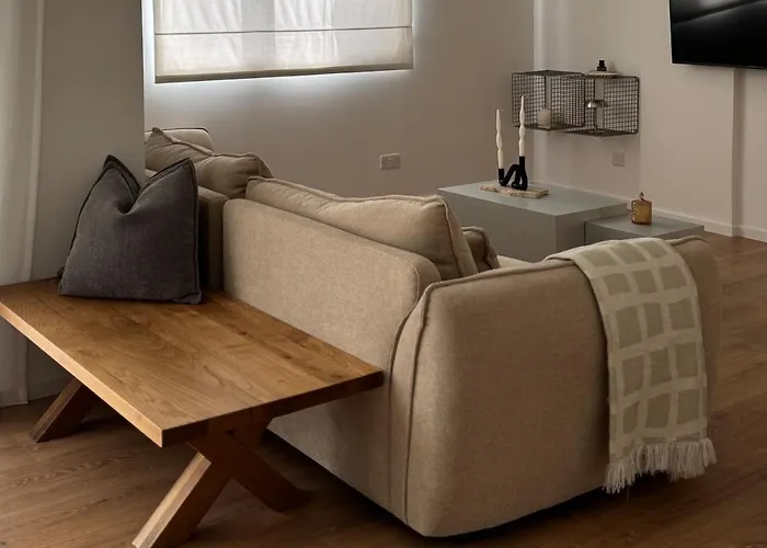 アパート Themelio Living 2-bed Centre