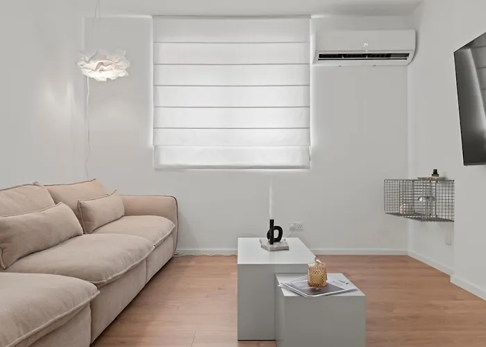 アパート Themelio Living 2-bed Centre