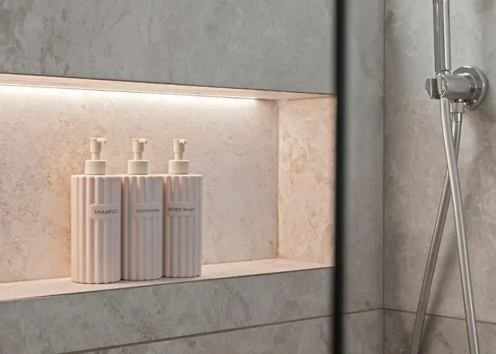 Themelio Living 2-bed Centre アパート ニコシア